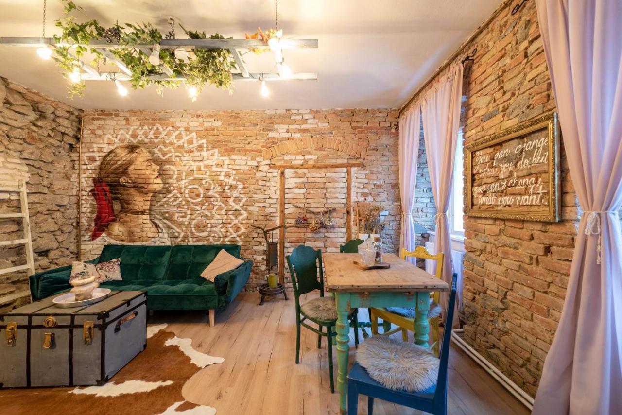 Accommodation At The Folklore Apartment Bratislava Exterior foto